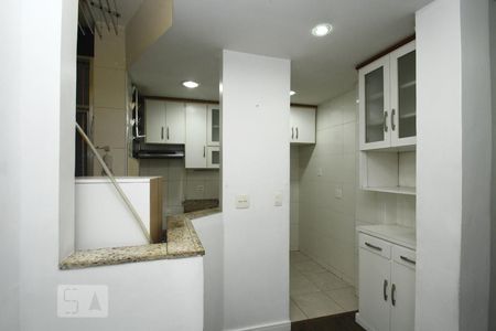 Apartamento para alugar com 88m², 3 quartos e sem vagaCozinha