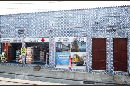 Apartamento para alugar com 70m², 2 quartos e sem vagaFachada do Prédio