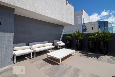 Studio à venda com 60m², 1 quarto e 1 vaga Studio à venda com 60m², 1 quarto e 1 vagaÁrea comum - Churrasqueira