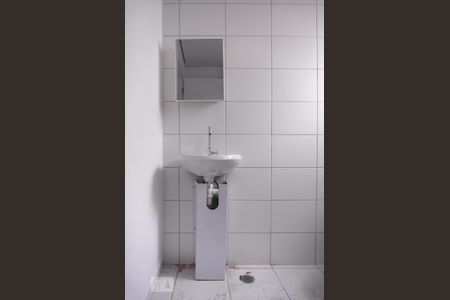 Apartamento para alugar com 44m², 2 quartos e sem vaga Apartamento para alugar com 44m², 2 quartos e sem vagaBanheiro