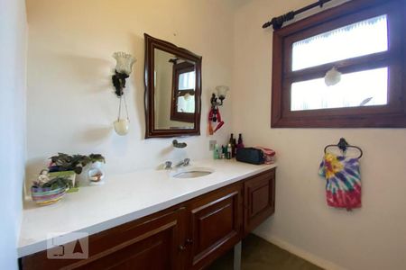 Casa à venda com 544m², 4 quartos e 3 vagasBanheiro da Suíte 1