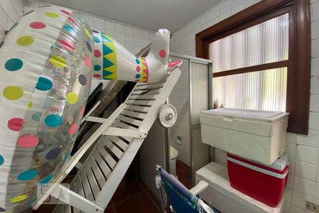 Casa à venda com 544m², 4 quartos e 3 vagasQuintal - Banheiro 2