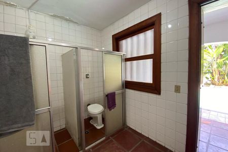 Casa à venda com 544m², 4 quartos e 3 vagasQuintal - Banheiro 1