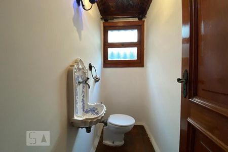 Casa à venda com 544m², 4 quartos e 3 vagasLavabo