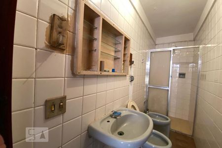 Casa à venda com 544m², 4 quartos e 3 vagasBanheiro de Serviço