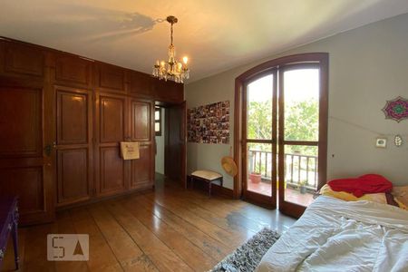 Casa à venda com 544m², 4 quartos e 3 vagasSuíte 1