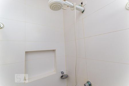 Banheiro de kitnet/studio à venda com 1 quarto, 22m² em Icaraí, Niterói