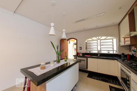 Casa à venda com 142m², 4 quartos e 2 vagasCozinha