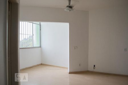 SALA de apartamento para alugar com 2 quartos, 200m² em Centro, Nova Iguaçu