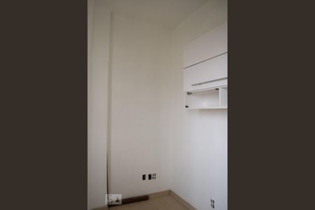 Apartamento para alugar com 200m², 2 quartos e 1 vaga Apartamento para alugar com 200m², 2 quartos e 1 vagaQUARTO DE SERVIÇO