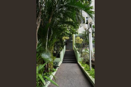 Apartamento para alugar com 200m², 2 quartos e 1 vaga Apartamento para alugar com 200m², 2 quartos e 1 vagaENTRADA