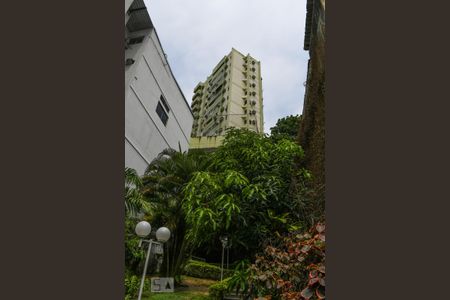 Apartamento para alugar com 200m², 2 quartos e 1 vaga Apartamento para alugar com 200m², 2 quartos e 1 vagaFACHADA