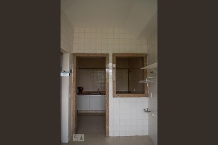 Apartamento para alugar com 200m², 2 quartos e 1 vaga Apartamento para alugar com 200m², 2 quartos e 1 vagaÁREA DE SERVIÇO