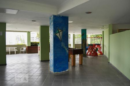 Apartamento para alugar com 200m², 2 quartos e 1 vaga Apartamento para alugar com 200m², 2 quartos e 1 vagaPLAYGROUND