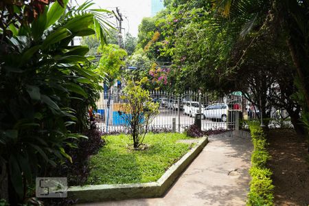 Apartamento para alugar com 200m², 2 quartos e 1 vaga Apartamento para alugar com 200m², 2 quartos e 1 vagaENTRADA