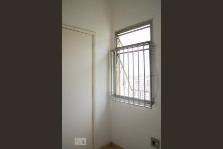 Apartamento para alugar com 200m², 2 quartos e 1 vaga Apartamento para alugar com 200m², 2 quartos e 1 vagaQUARTO DE SERVIÇO