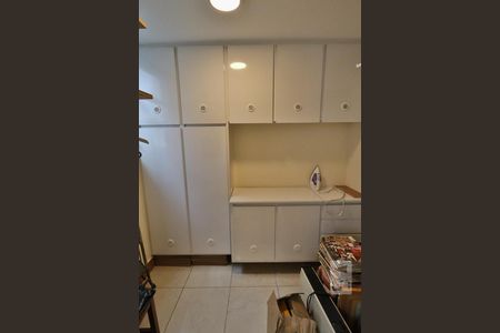 Apartamento para alugar com 150m², 3 quartos e 1 vagaQuarto de Serviço