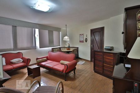 Sala de apartamento à venda com 3 quartos, 150m² em Cerqueira César, São Paulo