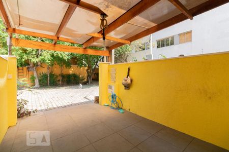 Casa à venda com 100m², 2 quartos e 2 vagasGaragem