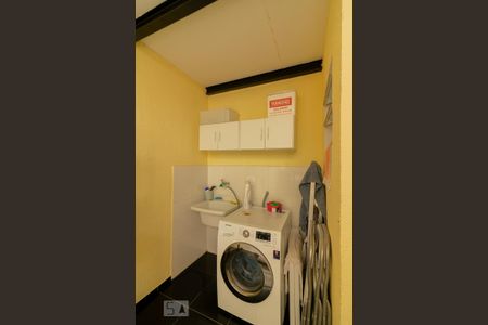 Casa à venda com 100m², 2 quartos e 2 vagasÁrea de Serviço