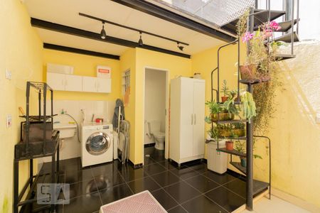Casa à venda com 100m², 2 quartos e 2 vagasÁrea de Serviço