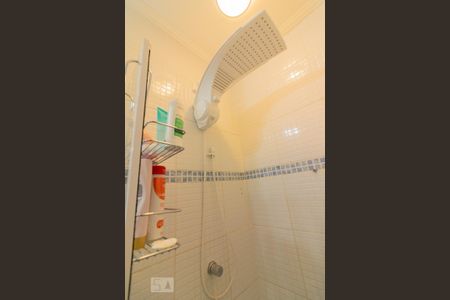 Casa à venda com 100m², 2 quartos e 2 vagasBanheiro Social