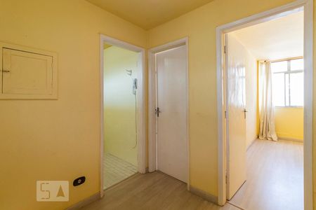 Sala e Entrada de apartamento para alugar com 2 quartos, 40m² em Aclimação, São Paulo