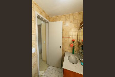Banheiro de apartamento para alugar com 1 quarto, 49m² em Centro Histórico, Porto Alegre