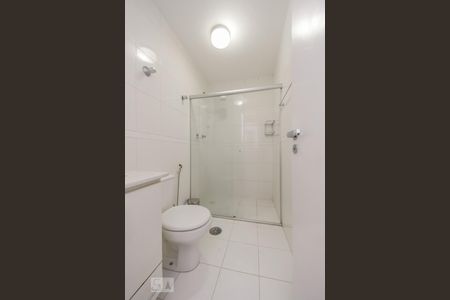 Apartamento para alugar com 80m², 2 quartos e sem vagaBanheiro