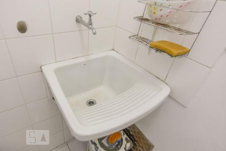 Apartamento para alugar com 80m², 2 quartos e sem vagaÁrea de Serviço