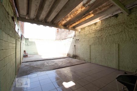 Casa à venda com 110m², 2 quartos e 2 vagas Casa à venda com 110m², 2 quartos e 2 vagasQuintal e Área de Serviço