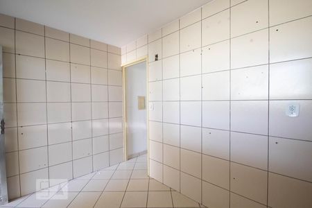 Casa à venda com 110m², 2 quartos e 2 vagas Casa à venda com 110m², 2 quartos e 2 vagasCozinha