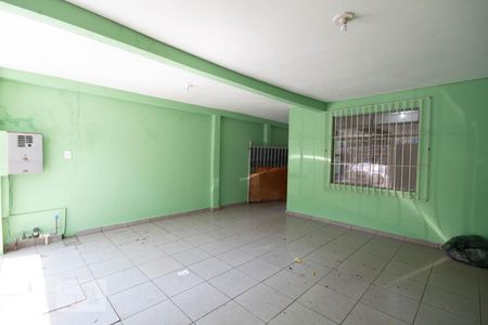 Casa à venda com 110m², 2 quartos e 2 vagas Casa à venda com 110m², 2 quartos e 2 vagasGaragem