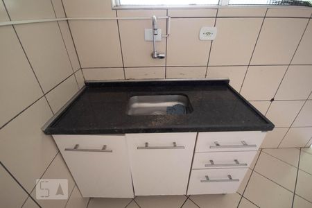 Casa à venda com 110m², 2 quartos e 2 vagas Casa à venda com 110m², 2 quartos e 2 vagasCozinha