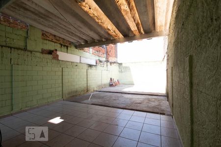 Casa à venda com 110m², 2 quartos e 2 vagas Casa à venda com 110m², 2 quartos e 2 vagasQuintal e Área de Serviço