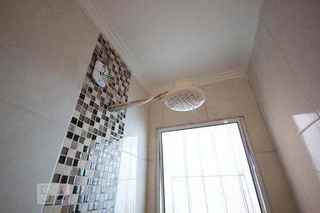 Casa à venda com 110m², 2 quartos e 2 vagas Casa à venda com 110m², 2 quartos e 2 vagasBanheiro