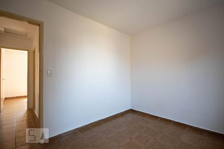 Casa à venda com 110m², 2 quartos e 2 vagas Casa à venda com 110m², 2 quartos e 2 vagasQuarto 2