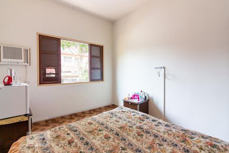 Quarto 1 de casa para alugar com 3 quartos, 185m² em Km 18, Osasco