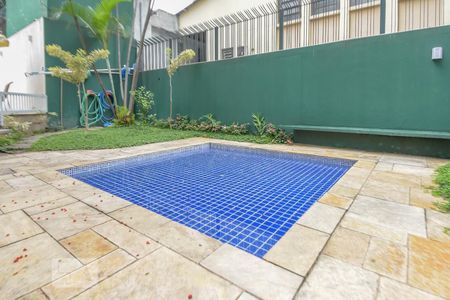 Apartamento à venda com 72m², 2 quartos e 1 vagaÁrea comum - Piscina