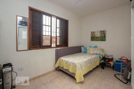 Quarto 2 de casa à venda com 3 quartos, 85m² em Jardim Pazini, Taboão da Serra