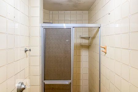 Banheiro de kitnet/studio à venda com 1 quarto, 30m² em Centro, Campinas