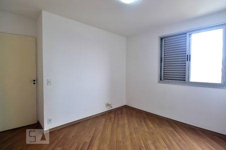 Apartamento para alugar com 122m², 3 quartos e 1 vagaQuarto 2