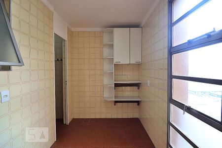 Apartamento para alugar com 122m², 3 quartos e 1 vagaÁrea de Serviço