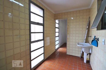 Apartamento para alugar com 122m², 3 quartos e 1 vagaÁrea de Serviço