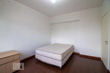 Apartamento à venda com 200m², 3 quartos e 2 vagas Apartamento à venda com 200m², 3 quartos e 2 vagasQuarto 2