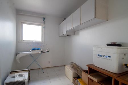 Apartamento à venda com 200m², 3 quartos e 2 vagas Apartamento à venda com 200m², 3 quartos e 2 vagasQuarto de Serviço