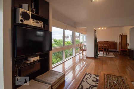 Sala de apartamento à venda com 3 quartos, 200m² em Higienópolis, Porto Alegre