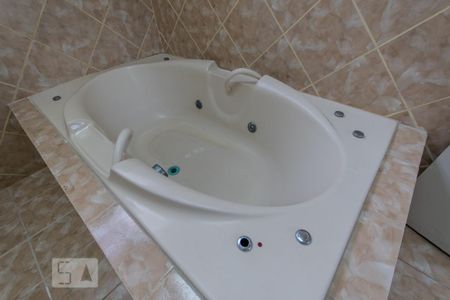 Casa à venda com 280m², 3 quartos e 3 vagasBanheiro da Suite