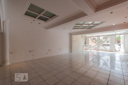 Casa à venda com 280m², 3 quartos e 3 vagasGaragem