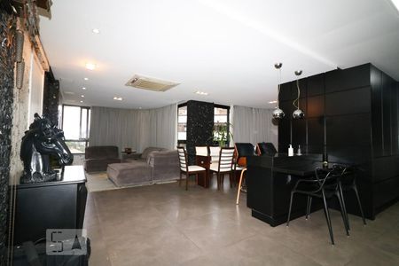 Apartamento à venda com 117m², 3 quartos e 3 vagasSala